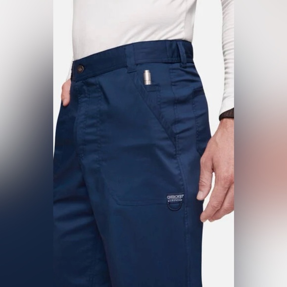 Men's Navy Zip Fly Cargo Scrub Pant - Picture 2 of 5